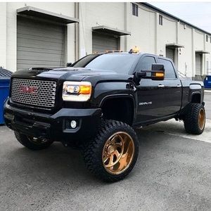 Meet your Posher, Kyle